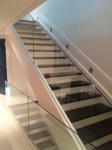 Glass And Stringer Grove System 902