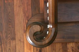 'P' Type Wood Rail With Volute 2803