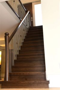 Stainless Plain W Alternating Wood Ball Custom Post W Wengle Rail 1100