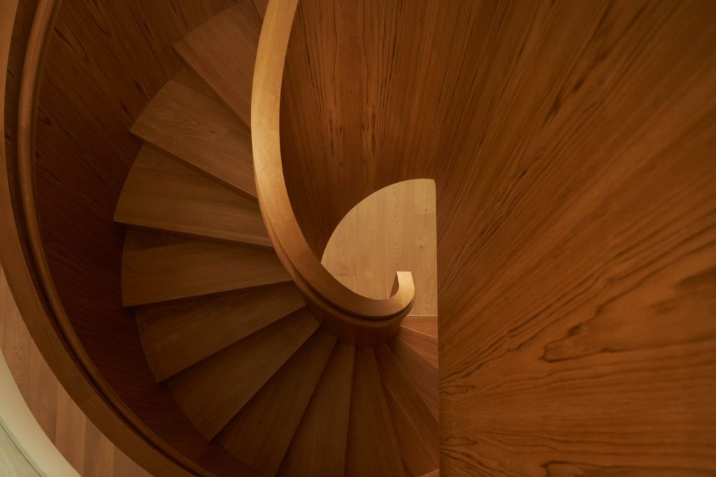 Structural Freestanding 360 Degree Teak Stairs